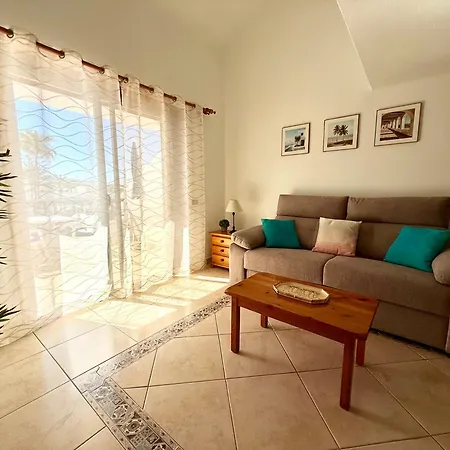 Apartment Cozy Seaside 323 In Parque Santiago 2